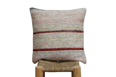 Kussen uit Turkije  50cm x 50cm incl binnenkussen katoenen achterkant (beige) Nr 21228