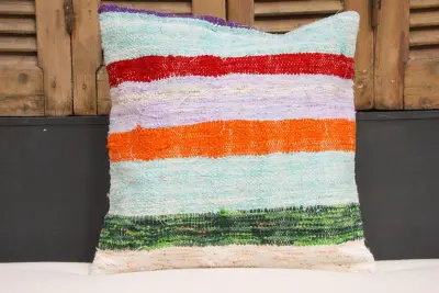 Kussen uit Turkije 50cm x 50cm incl binnenkussen katoenen achterkant (beige) Nr.51631