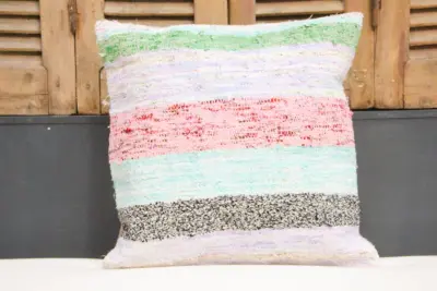 Kussen uit Turkije 50cm x 50cm incl binnenkussen katoenen achterkant (beige) Nr.51656