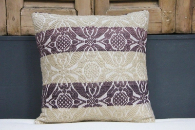 Kussen uit Turkije 50cm x 50cm incl binnenkussen katoenen achterkant (beige) Nr.51625