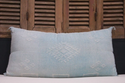 Sabra Kussen uit Marokko blauw 100cm x 50cm incl vulling nr. 58153