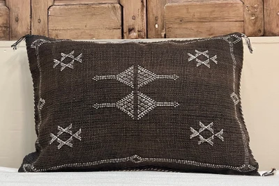 Sabra Kussen uit Marokko bruin 60cm x 40cm incl vulling nr.61216