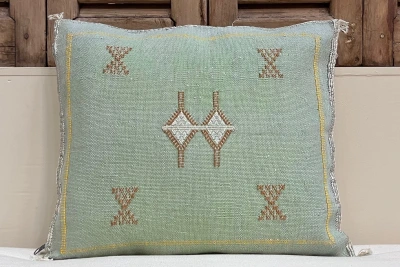 Sabra Kussen uit Marokko licht groen 45cm x 45cm incl vulling nr.94125
