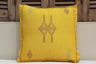 Sabra Kussen uit Marokko geel 45cm x 45cm incl vulling nr.94153