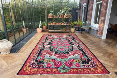 Rozenkelim  415cm x 206cm, handgeweven uit Moldavië, no 001