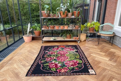 rozenkelim 180cm x 140cm