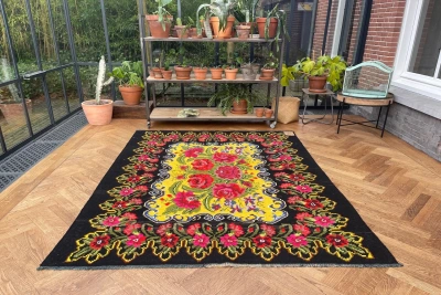 Authentieke rozenkelim 234cm x 180cm  