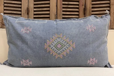 Sabra Kussen uit Marokko blauw 100cm x 50cm incl vulling nr.56229