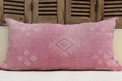 Sabra Kussen uit Marokko roze 100cm x 50cm incl vulling nr.56238
