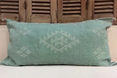 Sabra Kussen uit Marokko groen 100cm x 50cm incl vulling nr.56247