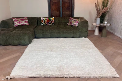 SALE Beni ouarain 71042 210cm x 205cm  kleed heeft kleine vlekjes