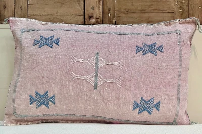 Sabra Kussen uit Marokko roze 60cm x 40cm incl vulling nr.61138