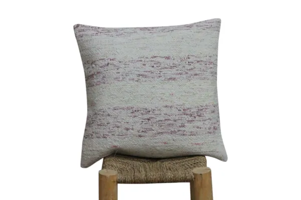 Kussen uit Turkije  50cm x 50cm incl binnenkussen katoenen achterkant (beige) Nr 21218