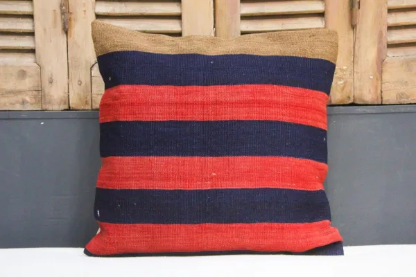 Kussen uit Turkije 50cm x 50cm incl binnenkussen katoenen achterkant (beige) Nr.51626