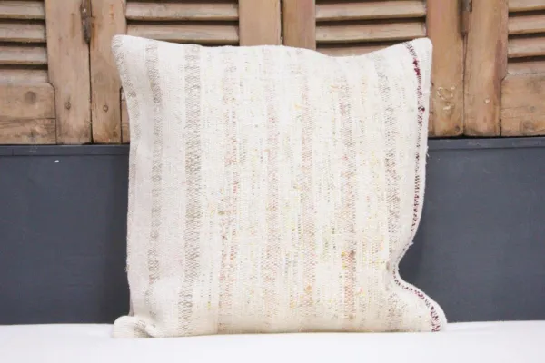 Kussen uit Turkije 50cm x 50cm incl binnenkussen katoenen achterkant (beige) Nr.51628