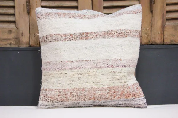 Kussen uit Turkije 50cm x 50cm incl binnenkussen katoenen achterkant (beige) Nr.51646