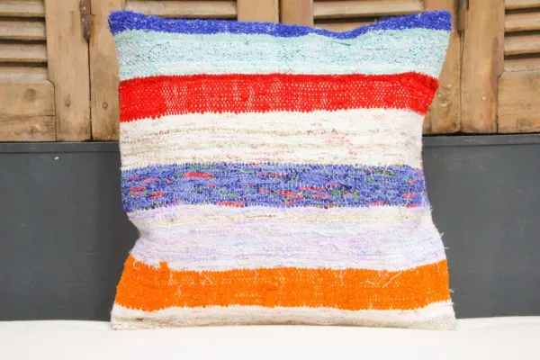 Kussen uit Turkije 50cm x 50cm incl binnenkussen katoenen achterkant (beige) Nr.51647