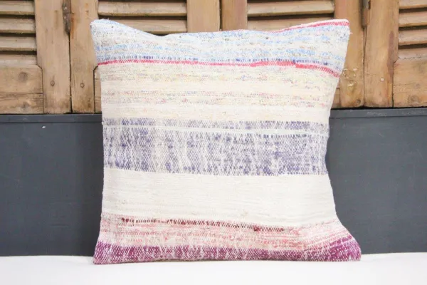 Kussen uit Turkije 50cm x 50cm incl binnenkussen katoenen achterkant (beige) Nr.51652