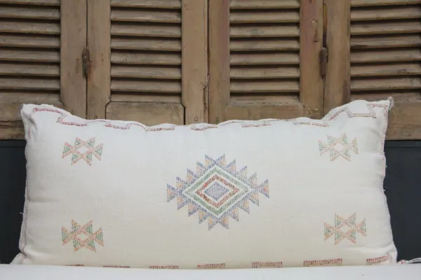 Sabra Kussen uit Marokko wit 100cm x 50cm incl vulling nr. 58135