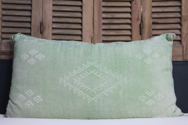 Sabra Kussen uit Marokko groen 100cm x 50cm incl vulling nr. 58143