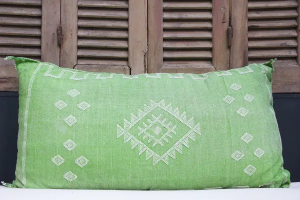 Sabra Kussen uit Marokko groen 100cm x 50cm incl vulling nr. 58147