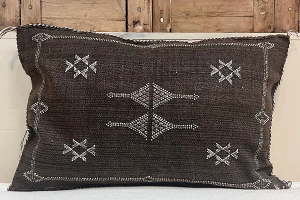 Sabra Kussen uit Marokko bruin 60cm x 40cm incl vulling nr.61205