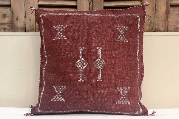 Sabra Kussen uit Marokko bordeauxrood 45cm x 45cm incl vulling nr.94056