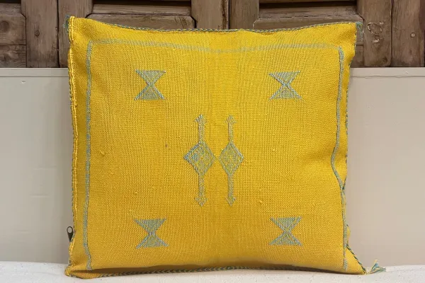 Sabra Kussen uit Marokko geel 45cm x 45cm incl vulling nr.94061