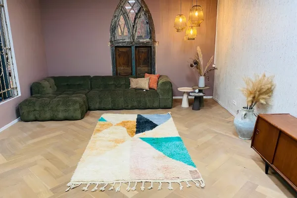 boujaad 18213  235cm x 145cm  met zachte pastel kleuren