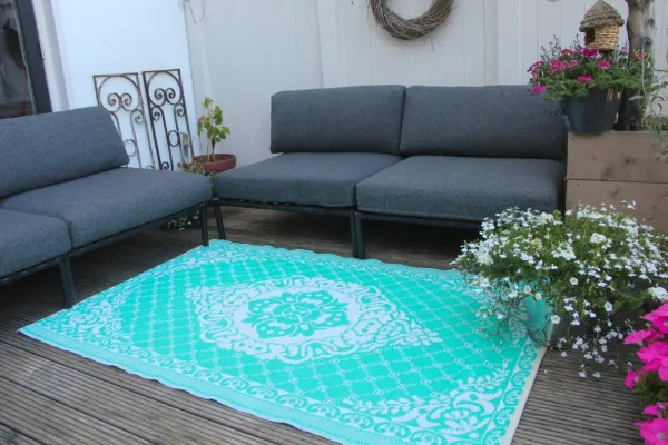 SALE Buitenkleed van gerecycled gevlochten kunststof 180cm x 120cm wit turquoise OP=OP