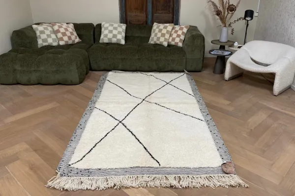 Beni ourain Teppich 15232 256cm x 150cm