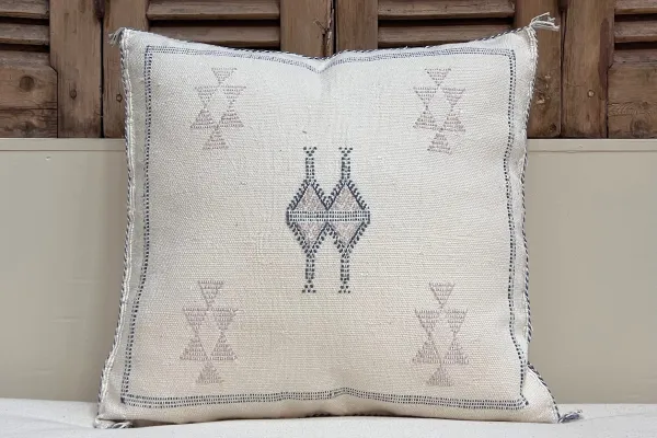 Sabra Kussen uit Marokko wit 45cm x 45cm incl vulling nr.94151