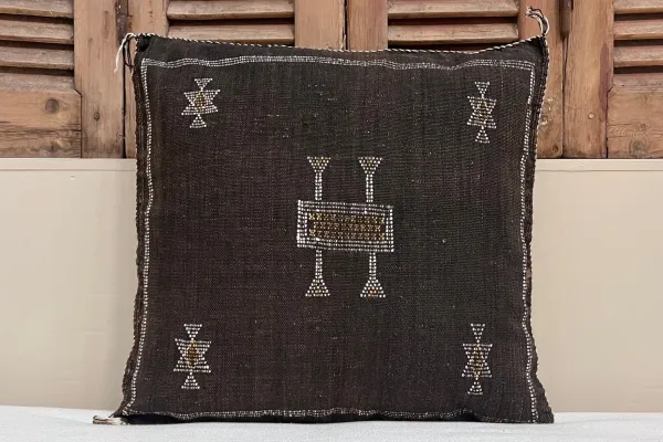 Sabra Kussen uit Marokko zwart 45cm x 45cm incl vulling nr.94157