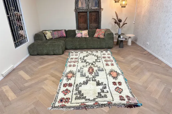 Beni mguild vloerkleed 53507 294cm x 156cm.