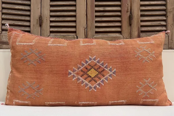 Sabra Kussen uit Marokko oranje 100cm x 50cm incl vulling nr.63054