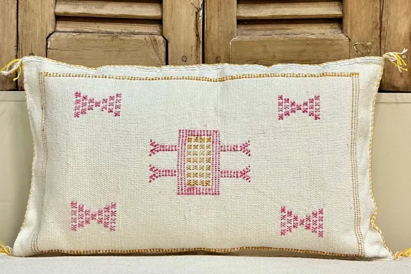 Sabra Kussen uit Marokko wit  60cm x 40cm incl vulling nr.62695
