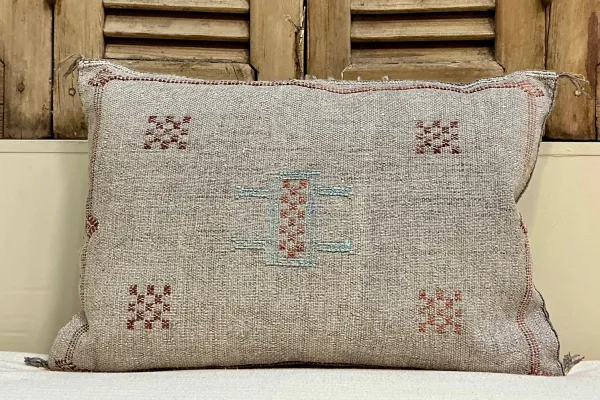 Sabra Kussen uit Marokko grijs 60cm x 40cm incl vulling nr.62699