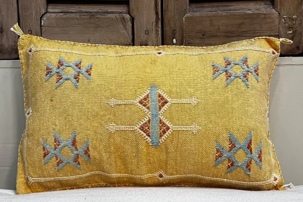 Sabra Kussen uit Marokko geel 60cm x 40cm incl vulling nr.93403