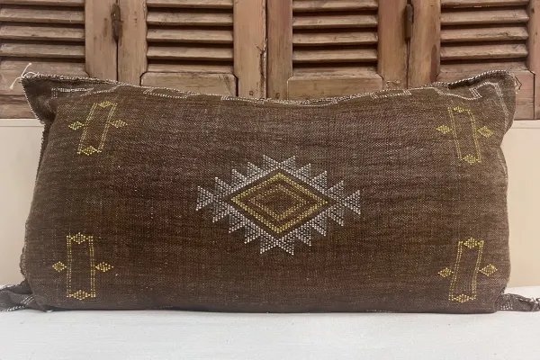 Sabra Kussen uit Marokko Bruin 100cm x 50cm incl vulling nr.63014