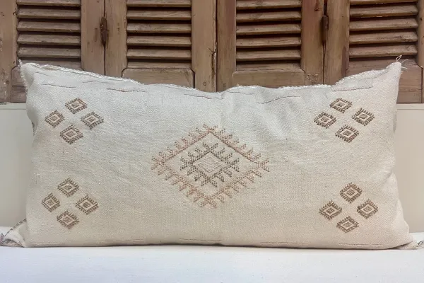 Sabra Kussen uit Marokko Beige 100cm x 50cm incl vulling nr.63039