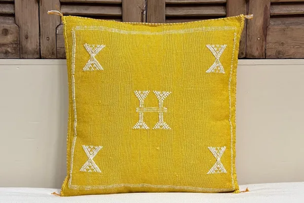Sabra Kussen uit Marokko geel 45cm x 45cm incl vulling nr.64100