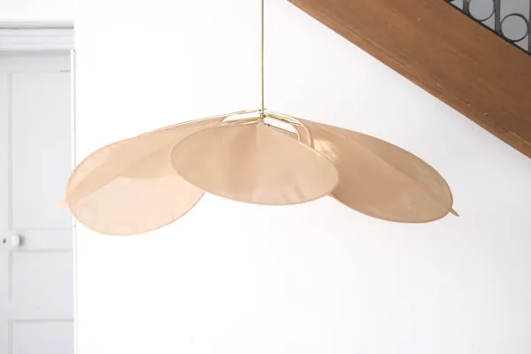 George Original lamp, kleur;  peau materiaal; rotan en messing met stof  