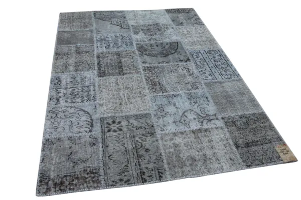 patchwork vloerkleed grijs nr.14775 240cm x 170cm (Dit kleed heeft een los draadje)