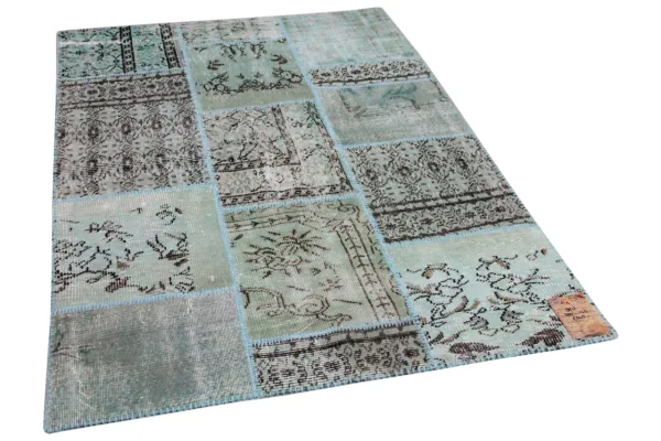 VERKOCHT patchwork vloerkleed misty green nr.8911 200cm x 140cm 