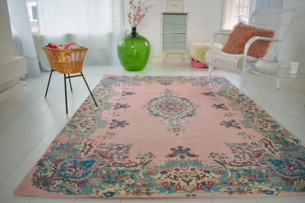 Vintage look vloerkleed oudroze 275cm x 185cm  showroom model