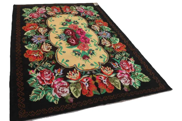 Authentieke Rozenkelim, handgeweven in Moldavie 290cm x 205cm