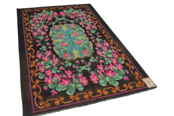 Rozenkelim authentiek, nr 9402, handgeweven in Moldavie  234cm x 152cm 