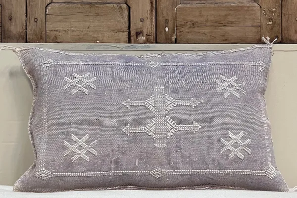 Sabra Kussen uit Marokko paars 60cm x 40cm incl vulling nr.61237