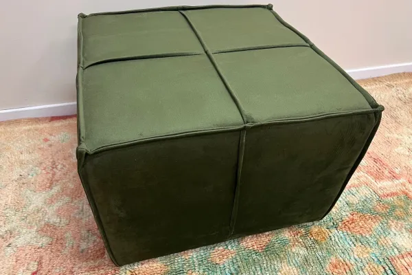 Sample Sale velvet poef groen 60cm x 60cm x 40cm