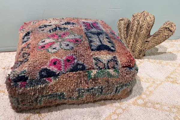 SALE Marokkaanse Poef nr.37402 60cm x 60cm x 25cm inclusief vulling!